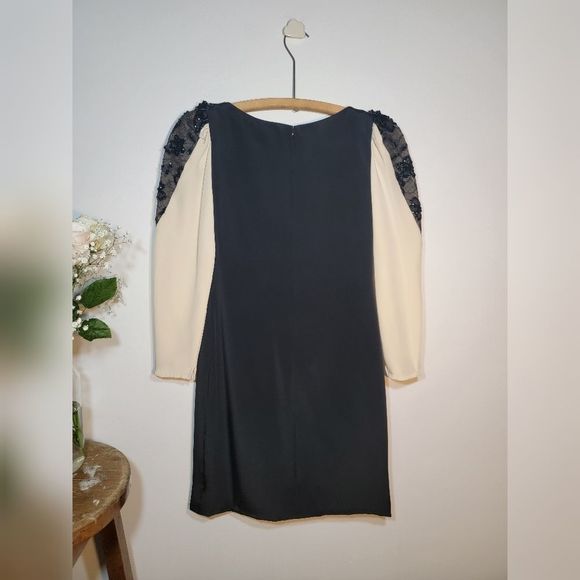 ANN Lawrence vintage black and white sequins shoulder detail dress. Size 6 - Picture 2 of 7
